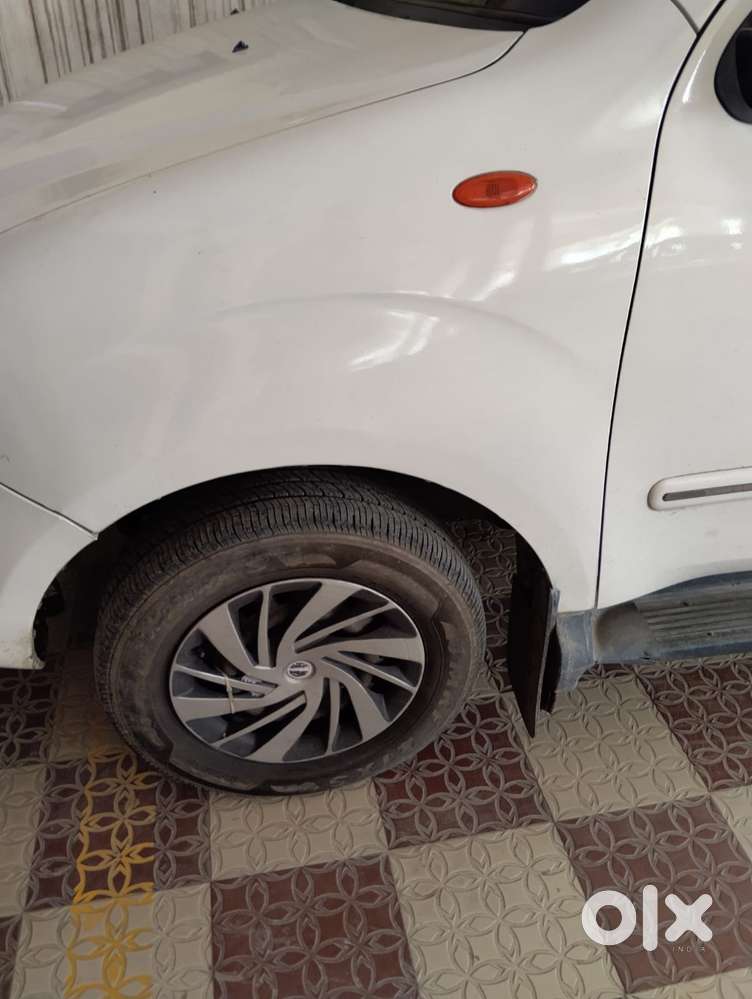 Mahindra Quanto C6, 2013, Diesel