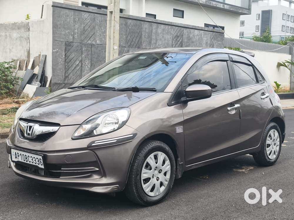 Honda Brio V Mt, 2012, Petrol
