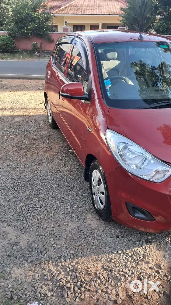 Hyundai I10 Sportz Petrol 2012