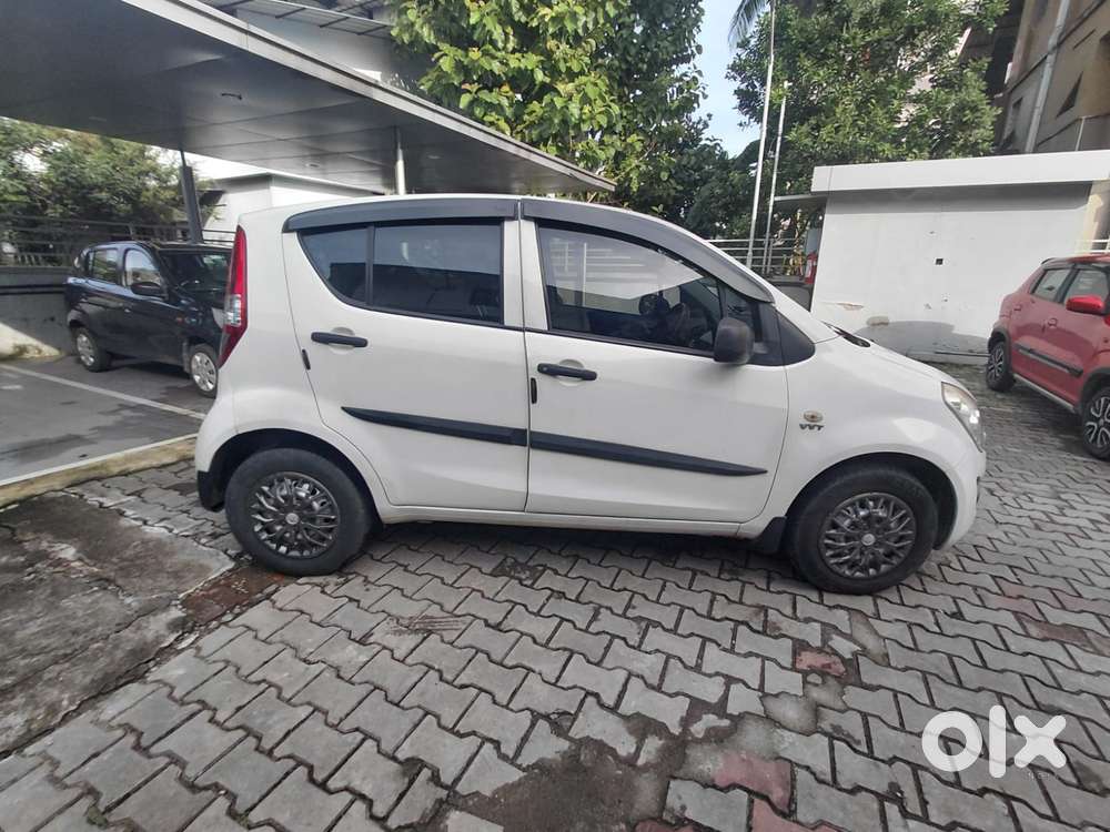 Maruti Suzuki Ritz Vxi, 2013, Petrol