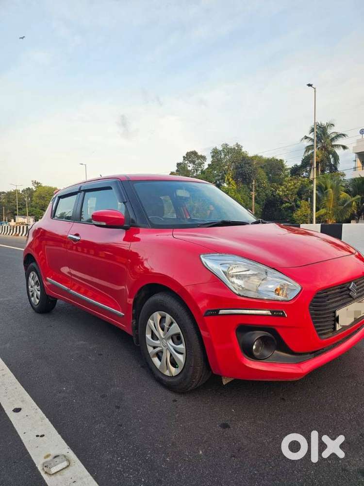 Maruti Suzuki Swift Vxi + Manual, 2018, Petrol