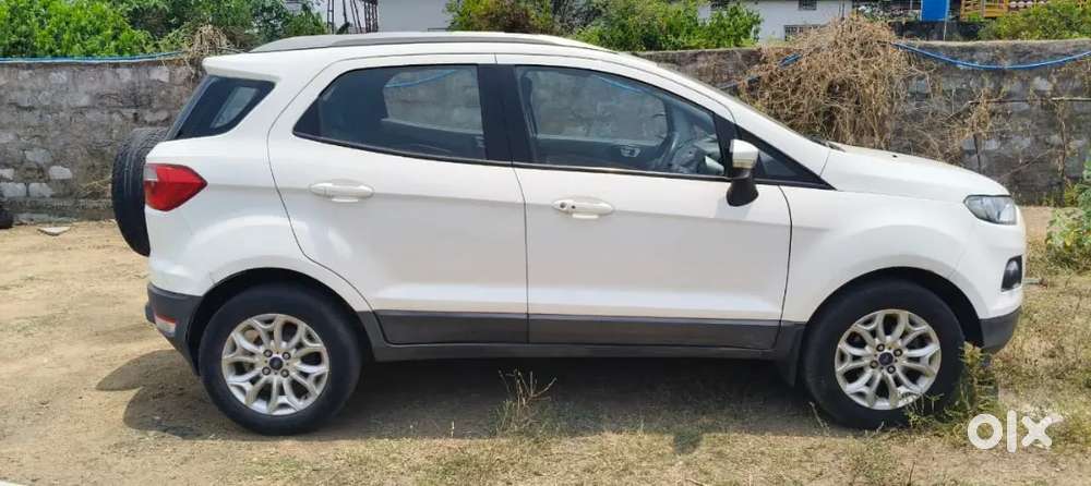 Ford Escort 2016 Diesel 140000 Km Driven