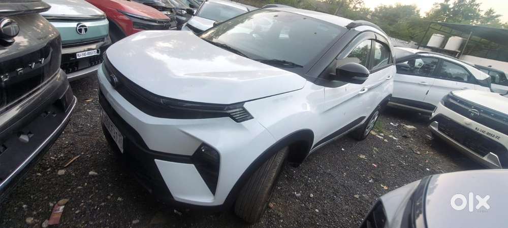 Tata Nexon 2025 Manual