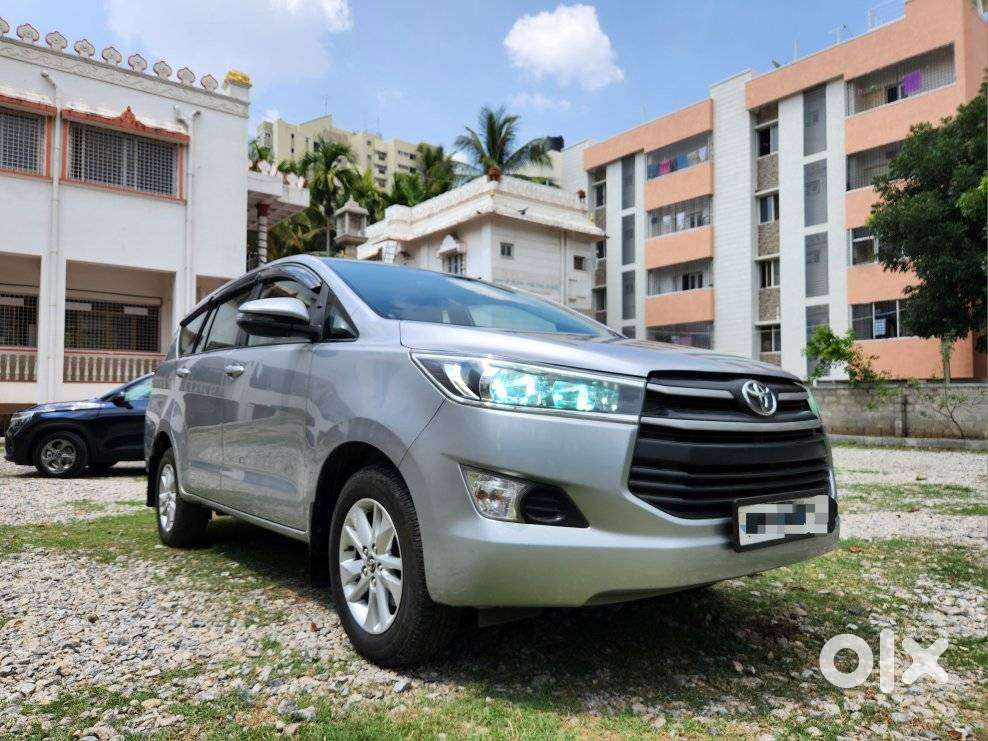 Toyota Innova Crysta 2.8 Gx At, 2017, Diesel