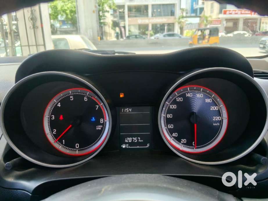 Maruti Suzuki Swift Vvt Vxi, 2021, Petrol