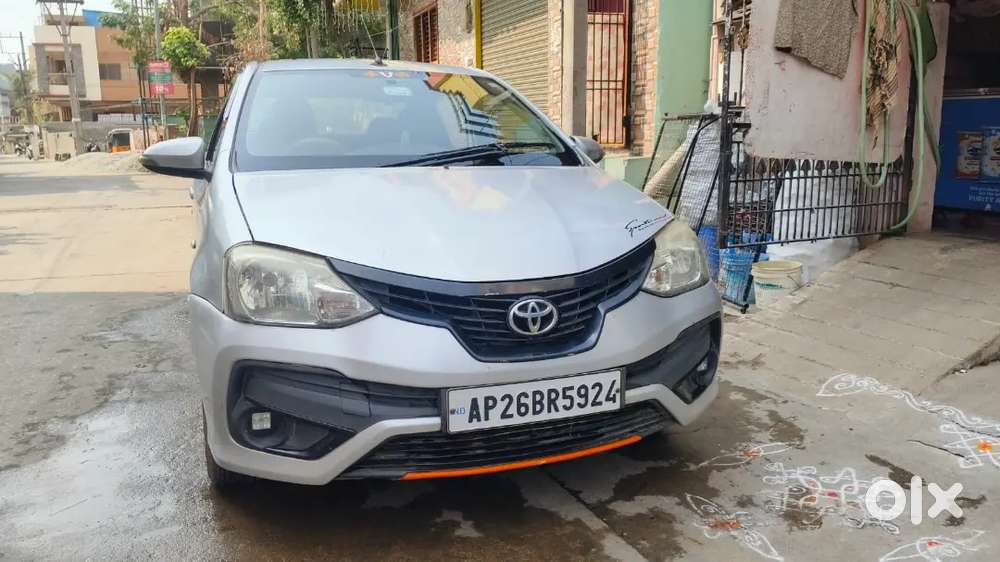 Toyota Etios 2013 Diesel 381000 Km Driven