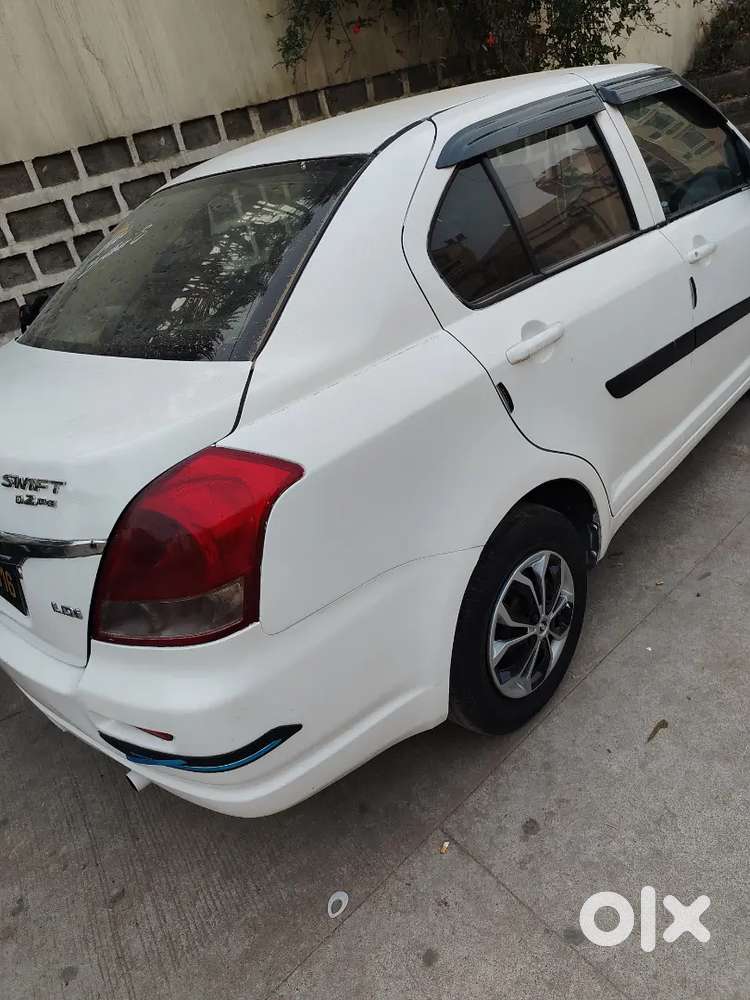 Maruti Suzuki Swift Dzire 2015