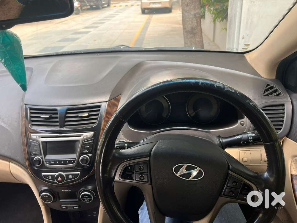 Hyundai Verna Fluidic 2015