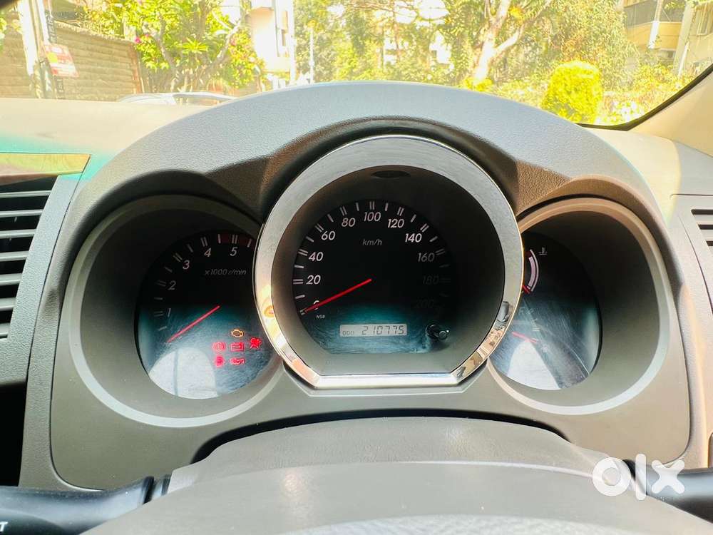 Toyota Fortuner 3.0 4x4 Manual, 2010, Diesel