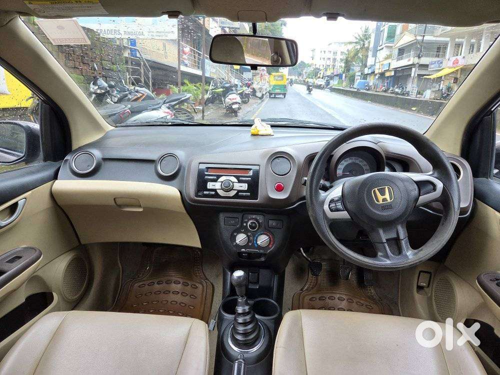 Honda Brio 2011-2013 V Mt, 2013, Petrol