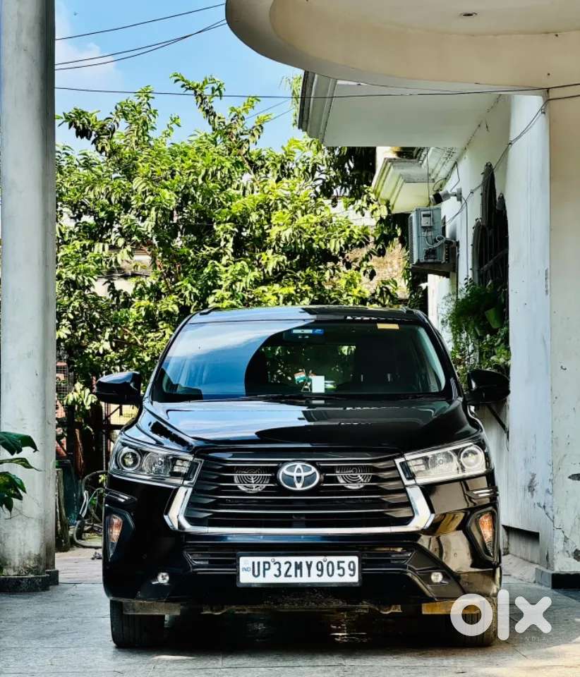 Toyota Innova Crysta [2020-ongoing] 2.4 Vx 7 Str, 2022, Diesel