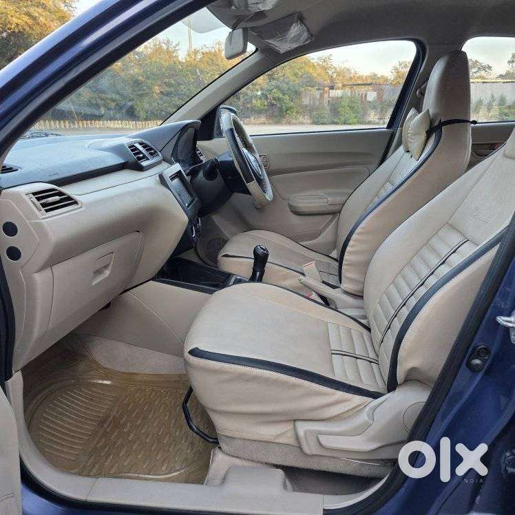 Maruti Suzuki Dzire 1.2 Lxi, 2017, Petrol