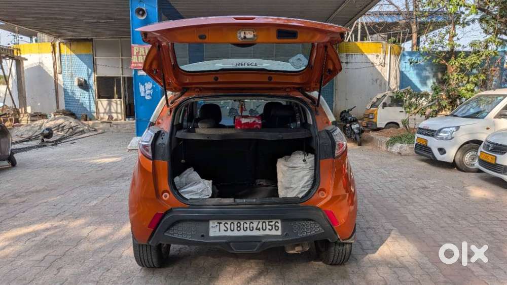 Tata Nexon 1.2 Revotron Xza Plus (o) Amt, 2018, Petrol