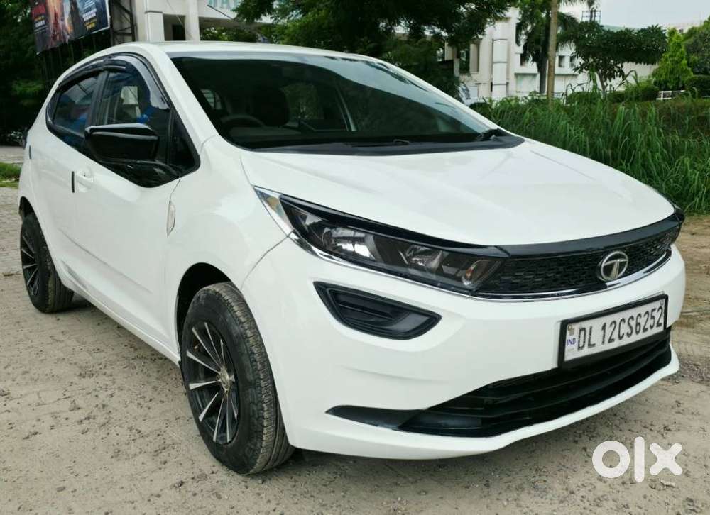 Tata Altroz 1.2 Xe, 2020, Petrol