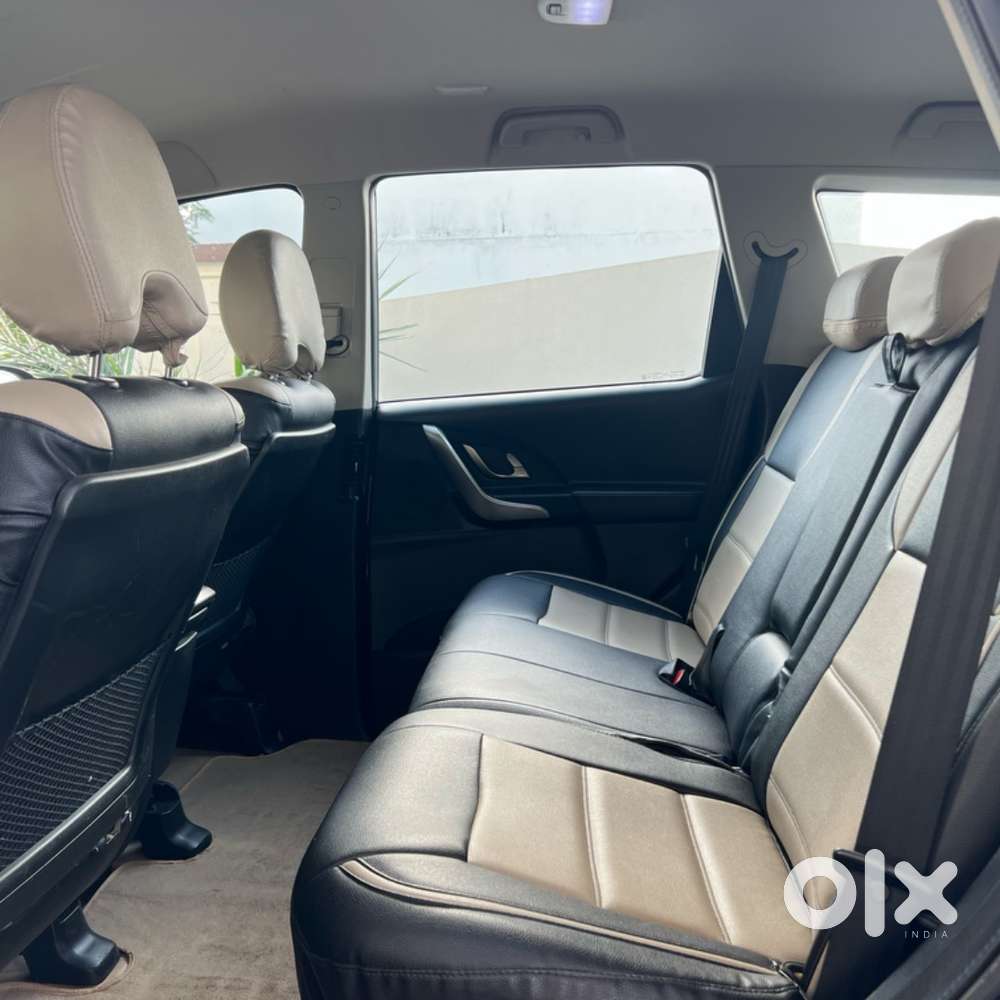 Mahindra Xuv500 2018 Diesel Well Maintained (complete Service Record)