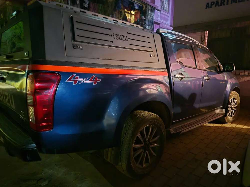 Isuzu D-max V-cross 2024 Diesel 80000 Km Driven