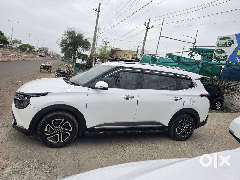 Kia Carens 1.5 Luxury Plus Diesel 6 Str, 2022, Diesel