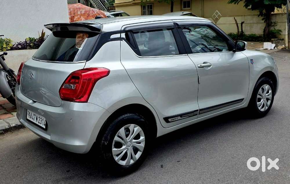 Maruti Suzuki Swift 1.2 Vxi (o), 2023, Petrol