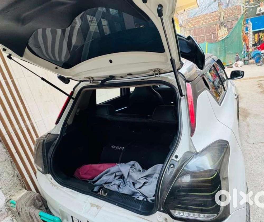 Maruti Suzuki Swift 2023 Petrol Manual