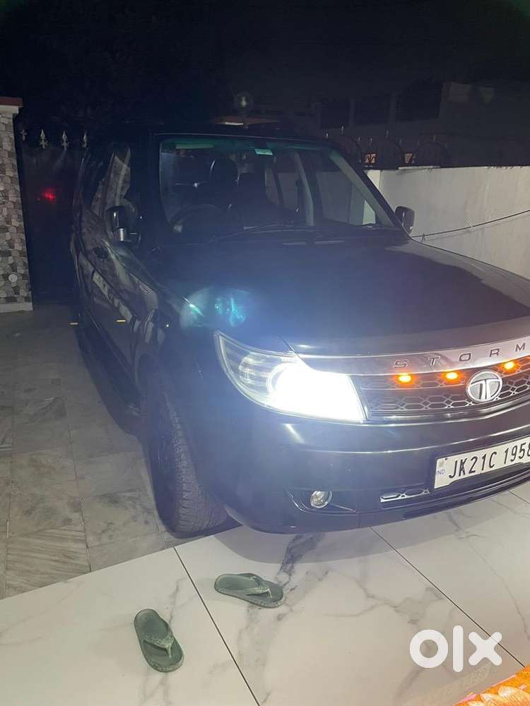 Tata Safari Storme 2016 Diesel Good Condition