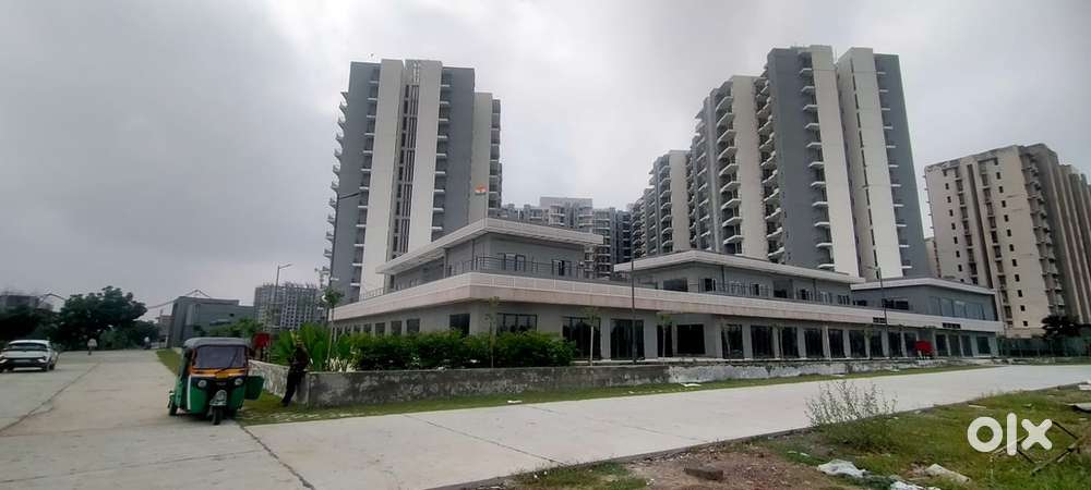 2BHK and 3BHK flats available for rent at dwarka expressway
