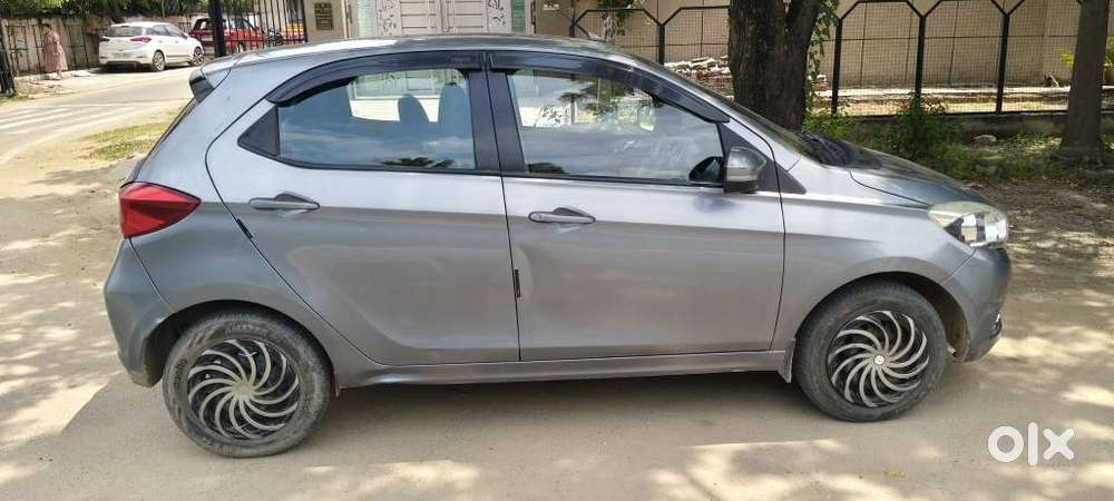 Tata Tiago Xz, 2018, Petrol
