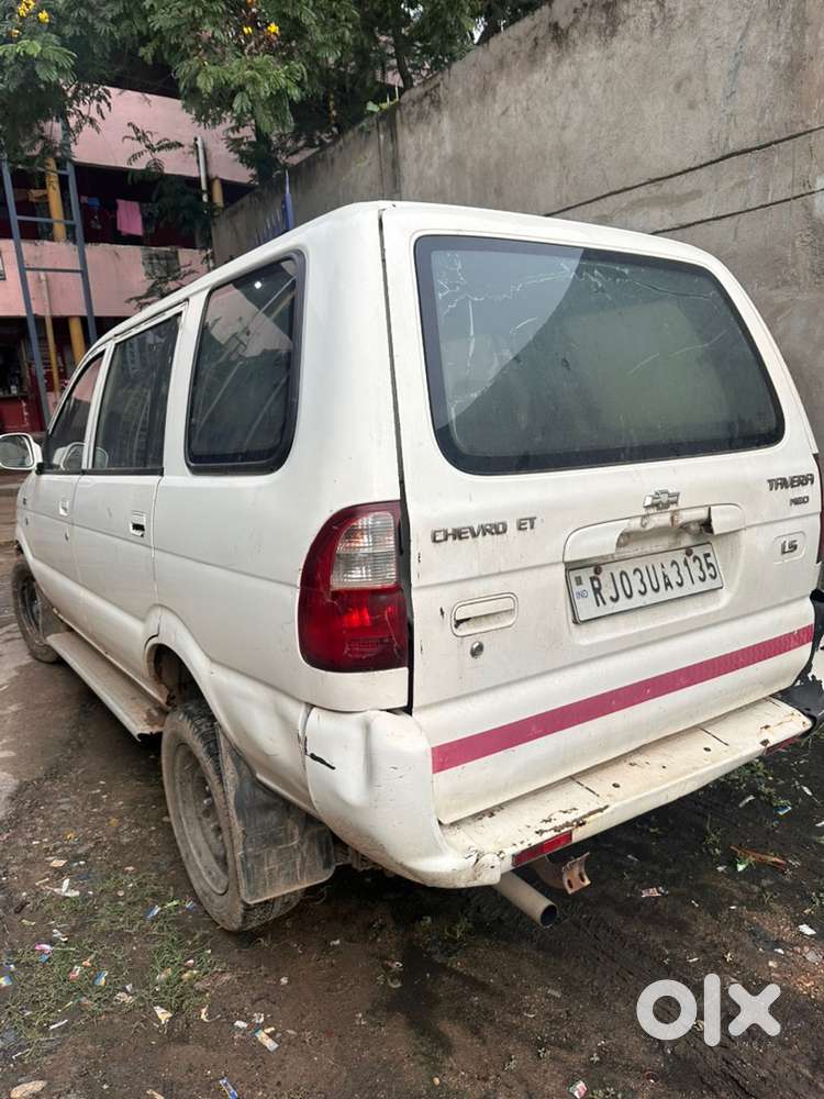 Chevrolet Tavera Neo 2014 Diesel Well Maintained