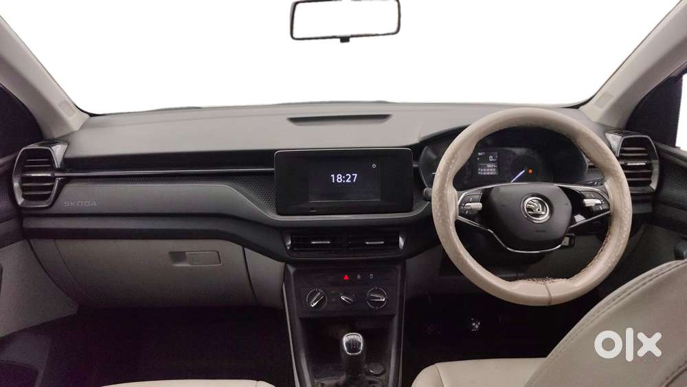 Skoda Kushaq 1.0 Tsi Active, 2022, Petrol