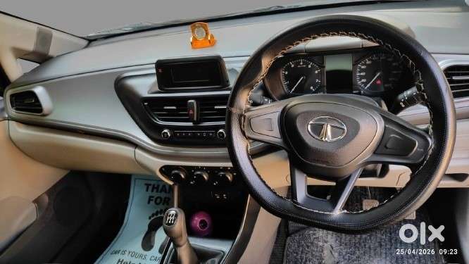 Tata Altroz Xe Petrol, 2020, Petrol