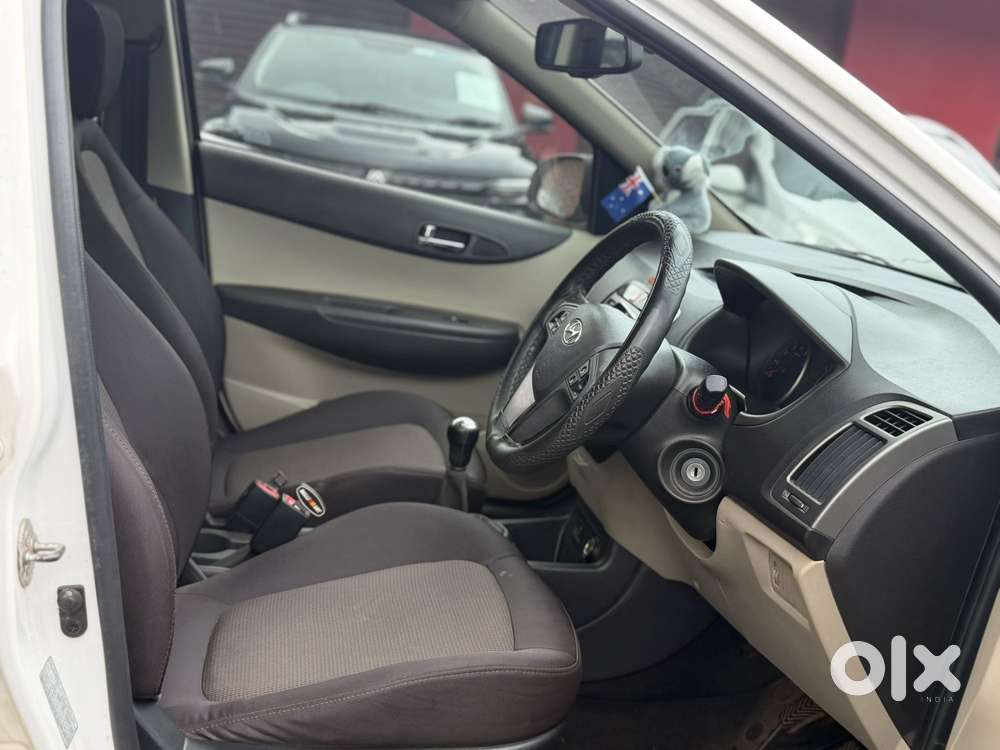 Hyundai I20 1.2 Sportz, 2014, Petrol