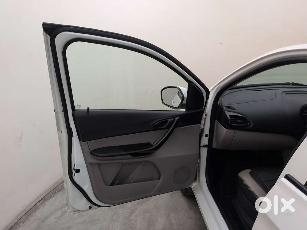 Tata Tiago Xza, 2019, Petrol