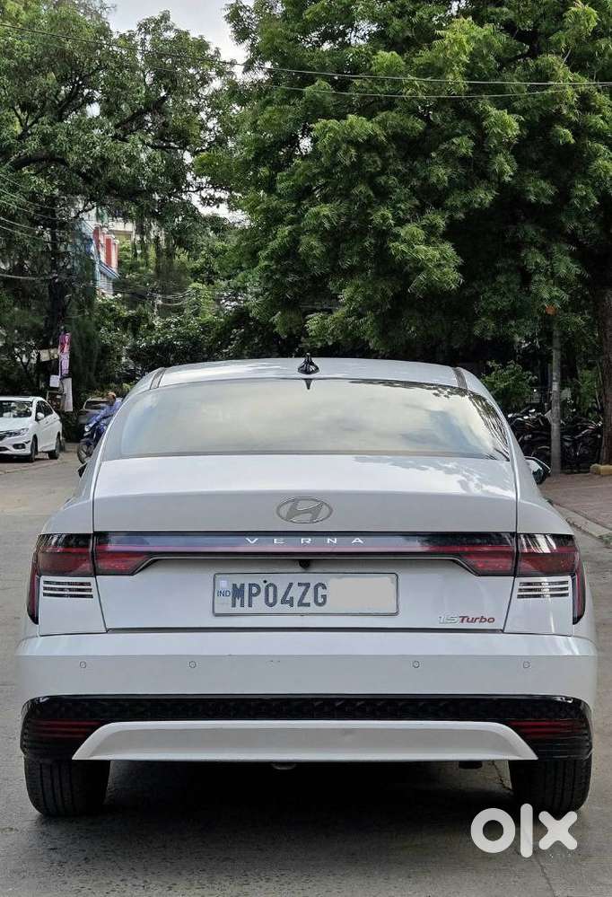 Hyundai Verna Sx (o) 1.5 Turbo Petrol Dct, 2023, Petrol