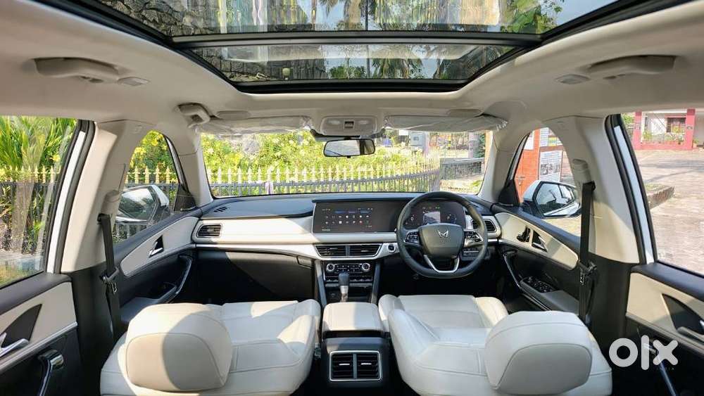 Mahindra Xuv700, 2024, Diesel