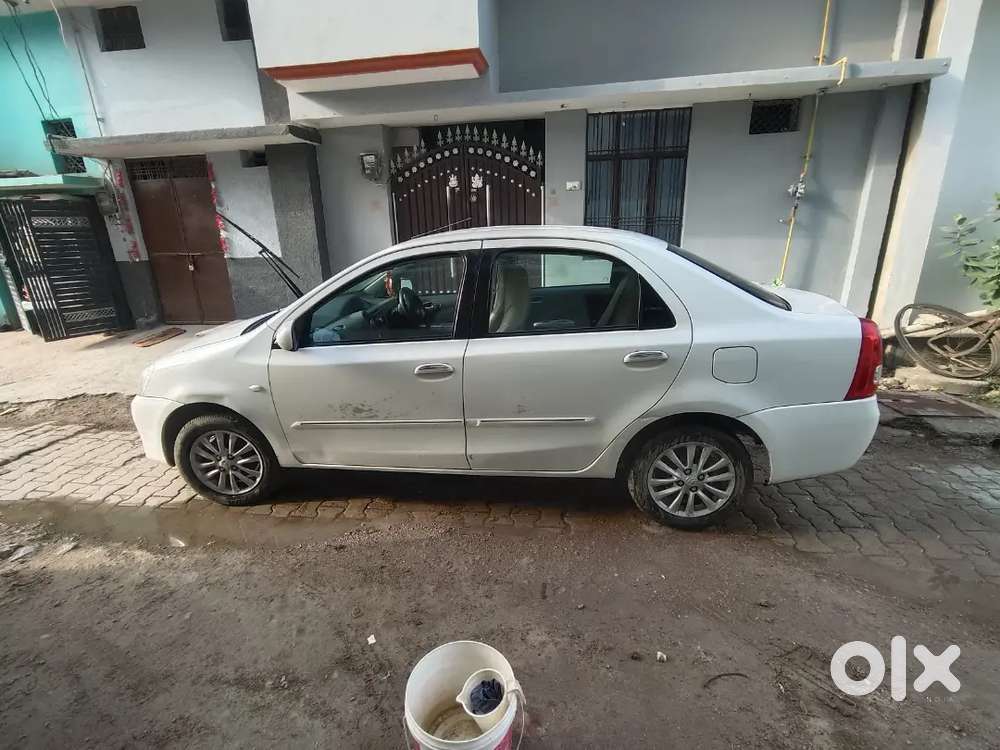 Toyota Etios V (premium Variant) – Well Maintained