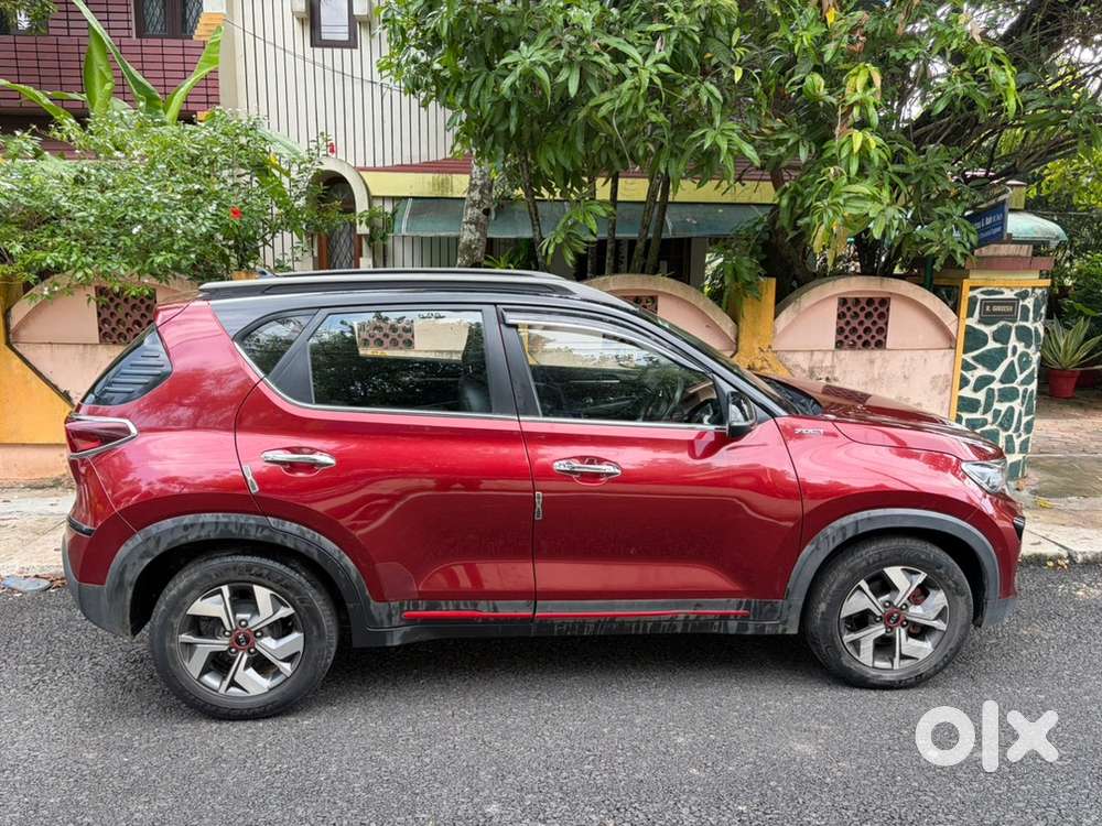 Kia Sonet Petrol 2021