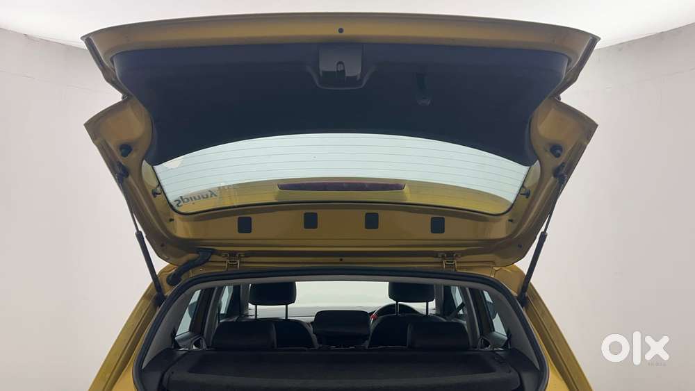 Volkswagen Taigun Topline 1.0 Tsi At (electric Seats), 2022, Petrol