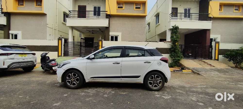 Hyundai New I20 2018 Petrol 118000 Km Driven