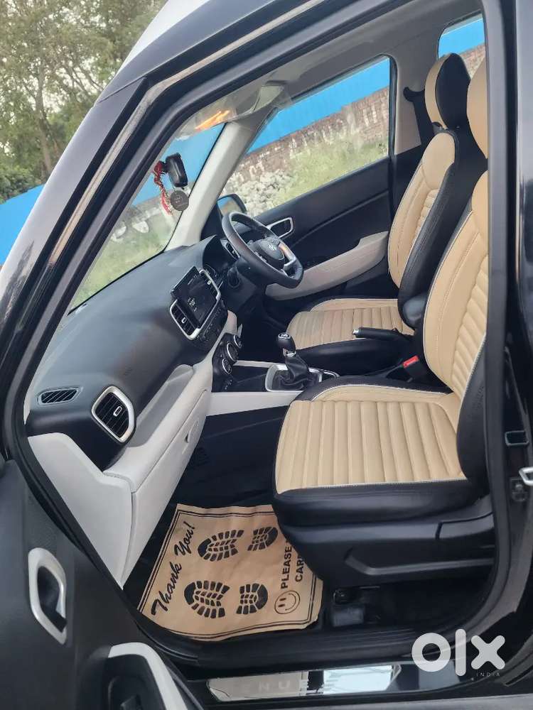 Hyundai Venue Sx Push Button Stat Dono Chabi Full Insurance Sunroof