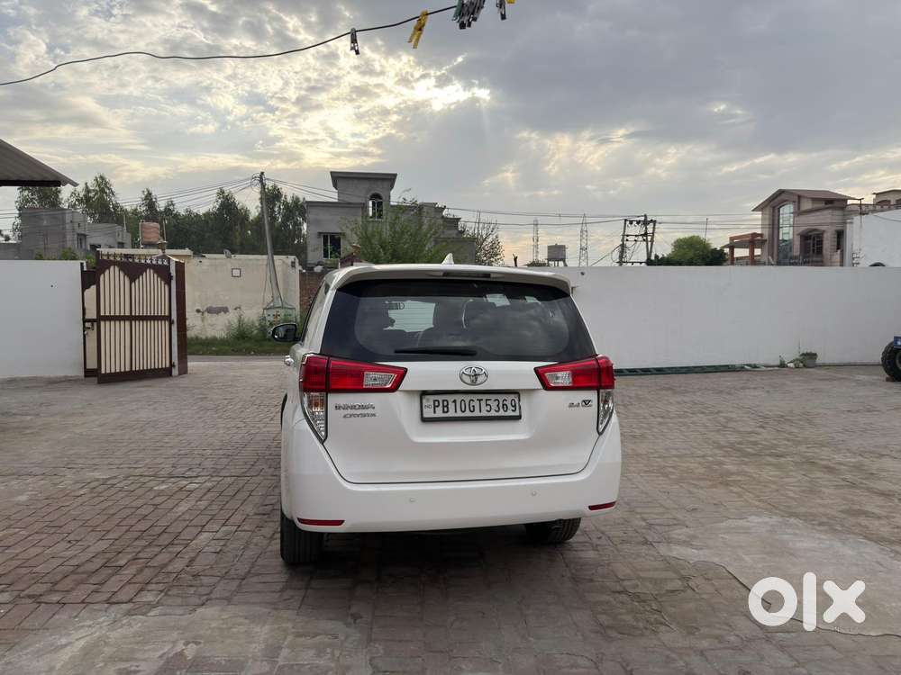 Toyota Innova Crysta 2.4 V, 2018, Diesel