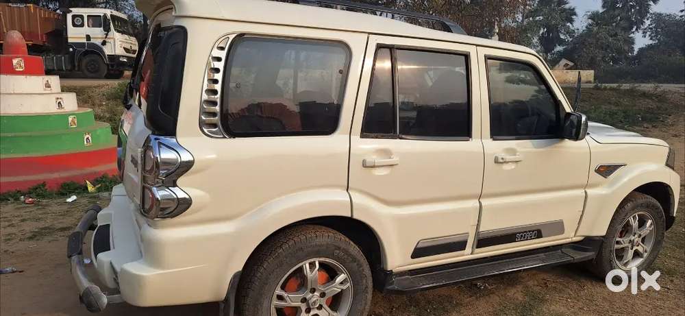 Mahindra Scorpio Classic 2017