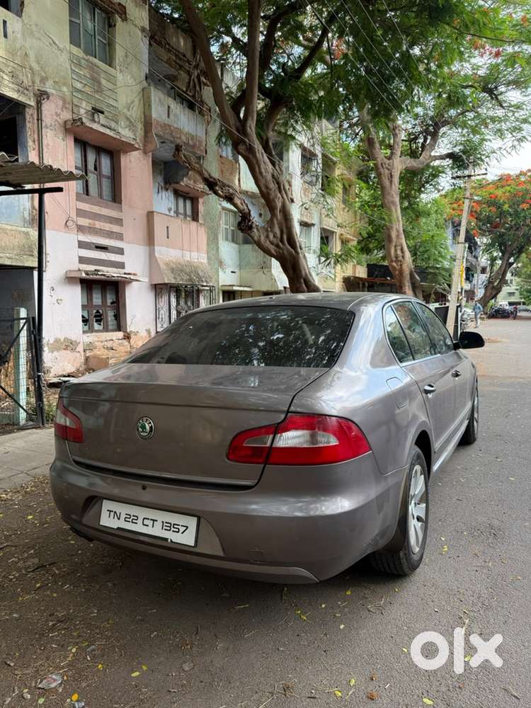 Skoda Superb 2012 Model Diesel Automatic