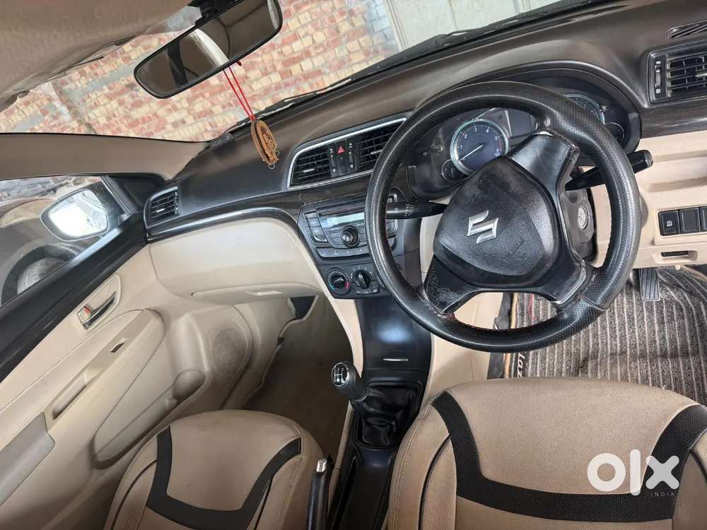 Silver Car In Good Condition