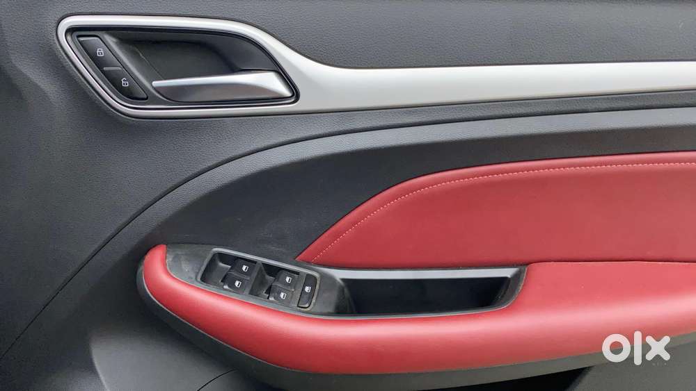 Mg Astor 1.3 Savvy Turbo At S Red, 2023, Petrol
