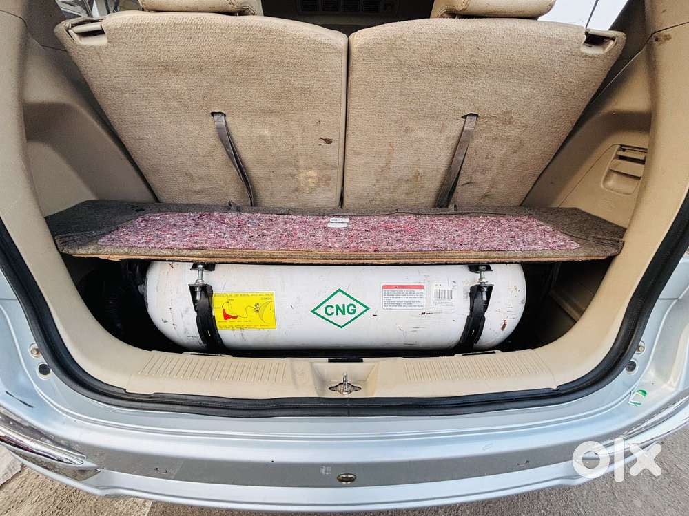 Maruti Suzuki Ertiga Zxi (o) Cng [2022-2023], 2022, Cng & Hybrids