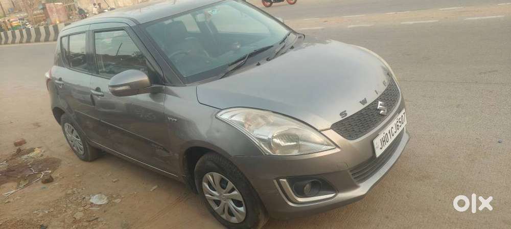 Maruti Suzuki Swift Vxi 1.2 Abs Bs-iv, 2017, Petrol
