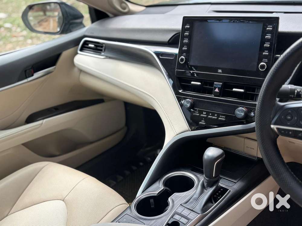 Toyota Camry [2019-ongoing] 2.5 Hybrid, 2024, Petrol