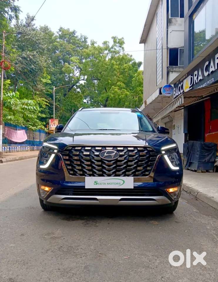 Hyundai Alcazar 2.0 Signature (o) Petrol At 6 Str, 2022, Petrol