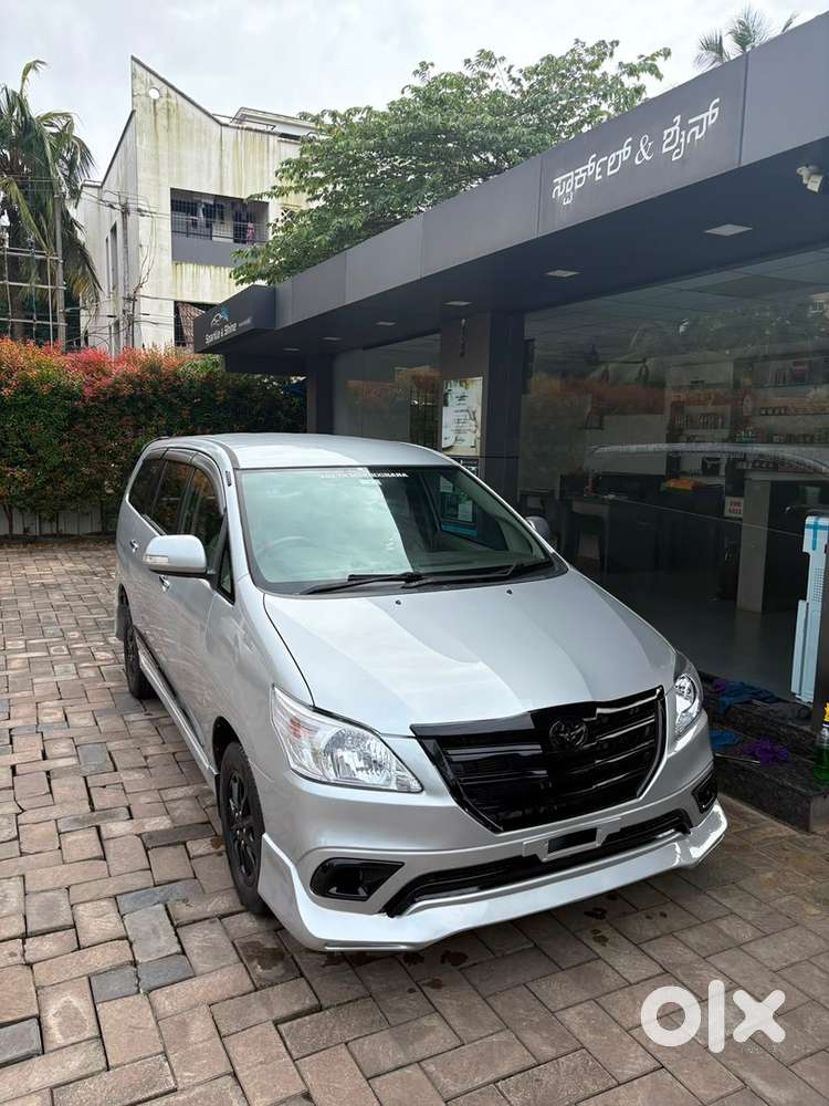 Toyota Innova Diesel 2012