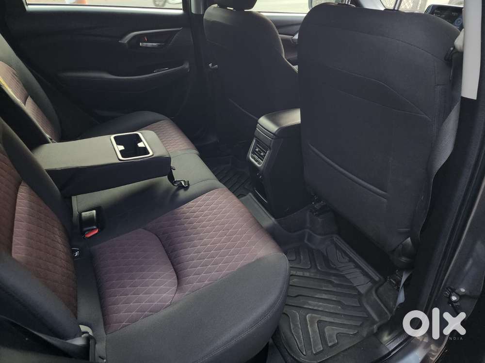 Maruti Suzuki Grand Vitara 1.5 Zeta Smart Hybrid At, 2023, Petrol