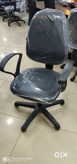 Second hand chair olx new arrivals